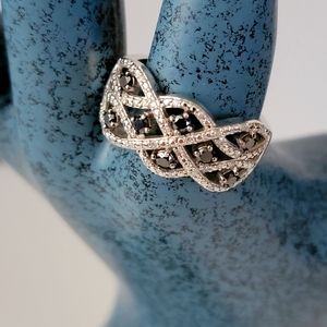 925 Sterling Silver Black and White Quartz ring Size 8